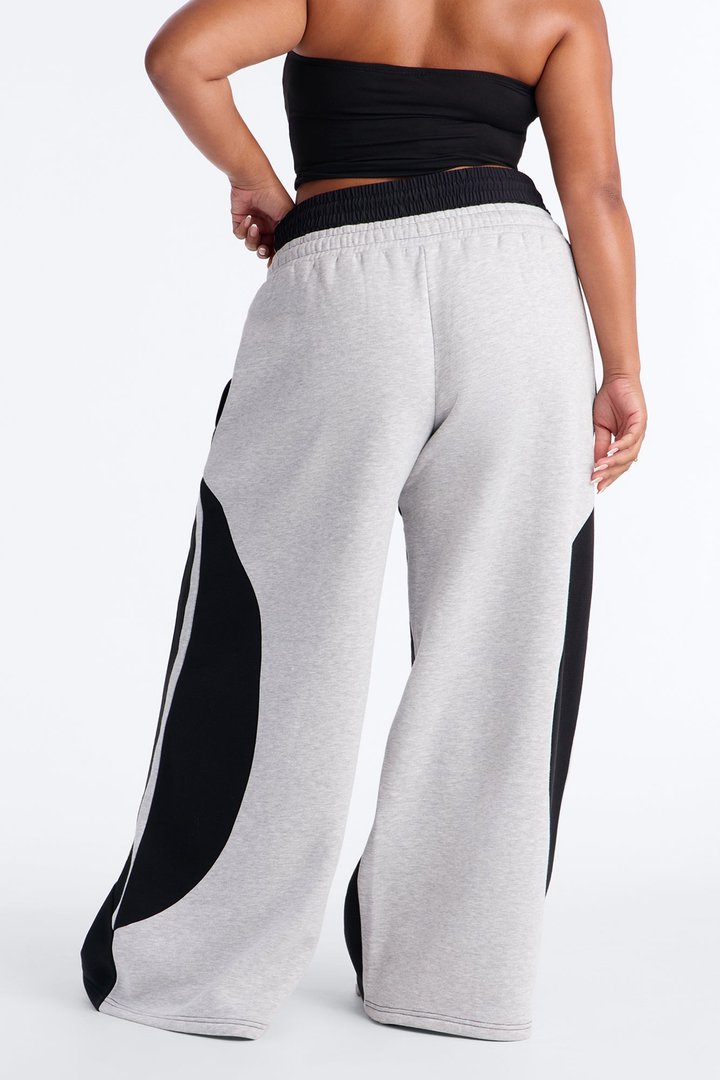 Amara Layered Fleece Lounge Pant - Black/Grey