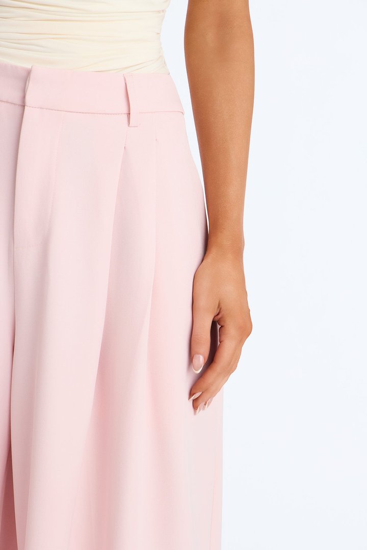 Sydney Slouch Low Rise Wide Leg Trouser - Light Pink