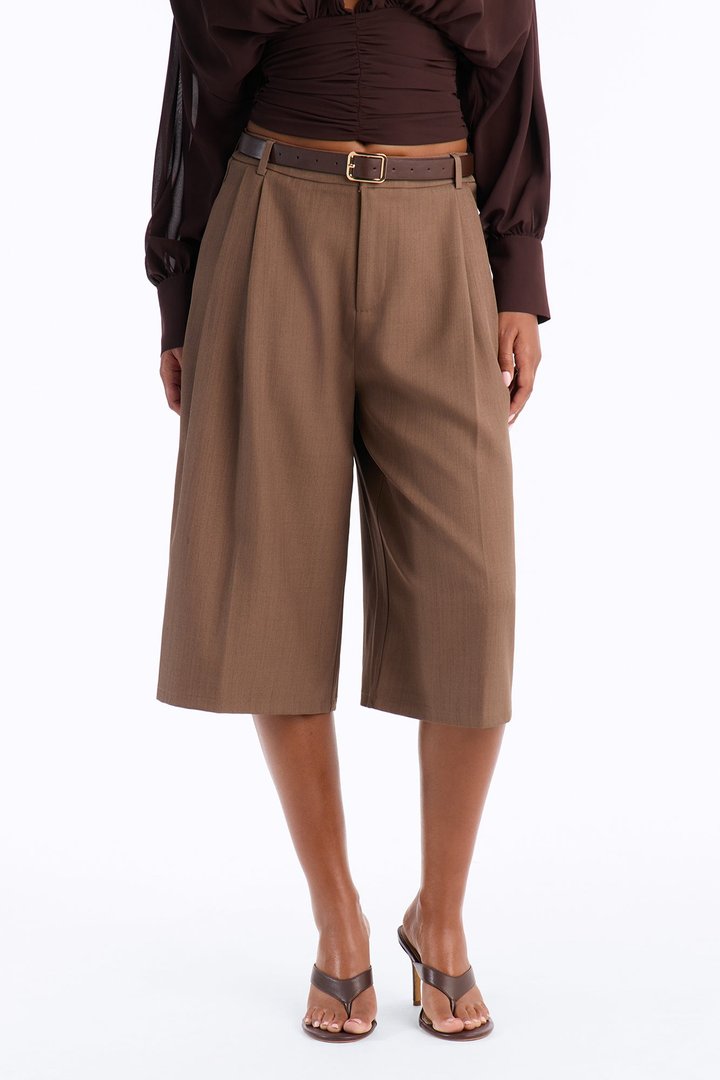 Sabine Belted Bermuda Short - Caffe