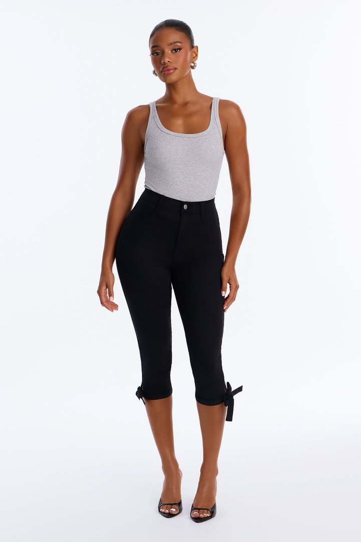 Classic Color High Waist Bow Tie Capri Jeans - Black