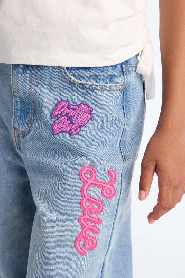 Mini Pretty Girl Privilege Baggy Graphic Jeans - Light Wash