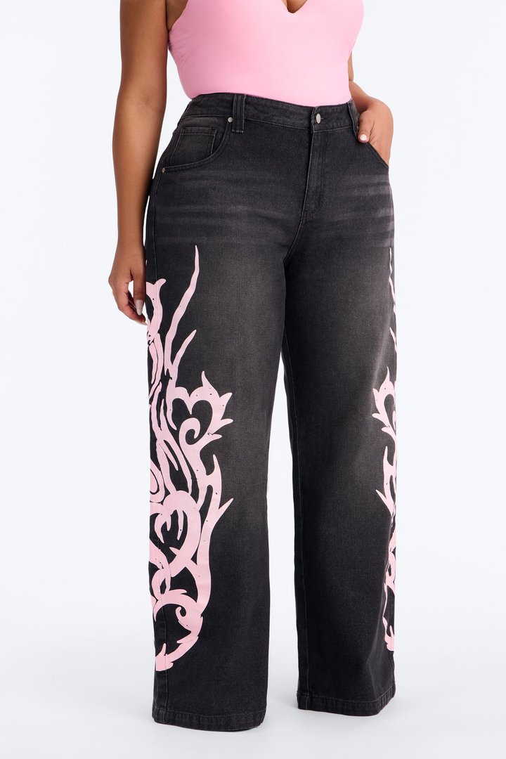 Sentimental Value 90s Baggy Printed Jeans - Black Wash