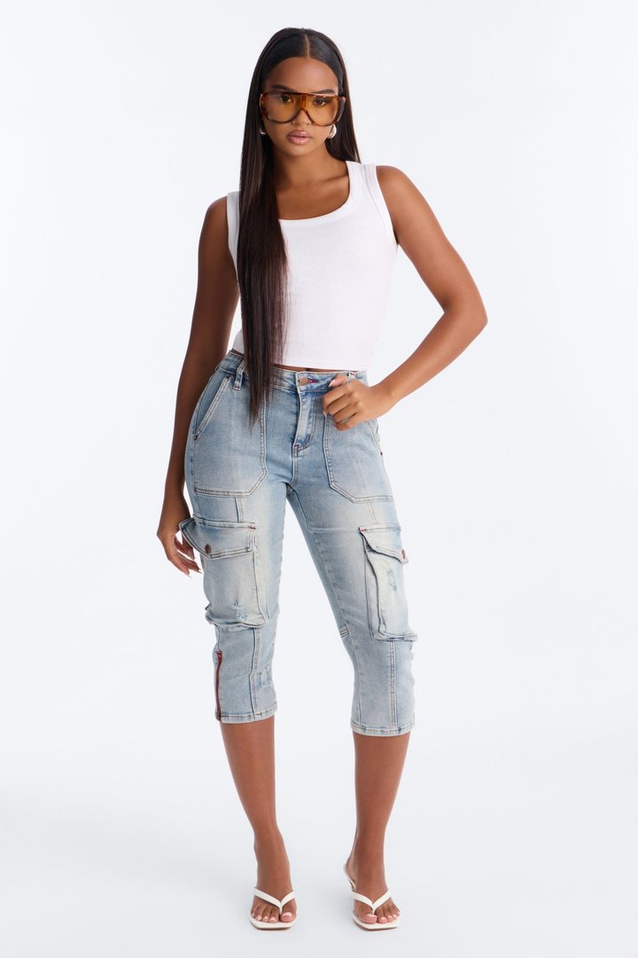 Presilla Stretch Cargo Skinny Capri Jeans - Light Wash