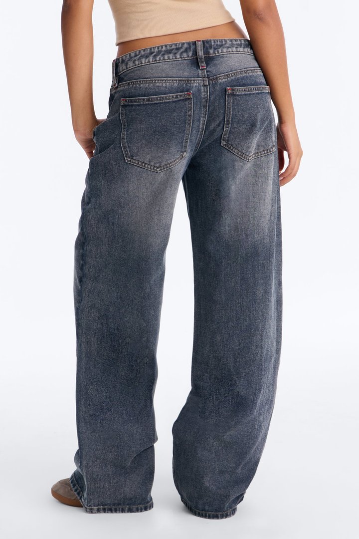 The 412 Low Rise Rigid Wide Leg Jeans - Dark Wash