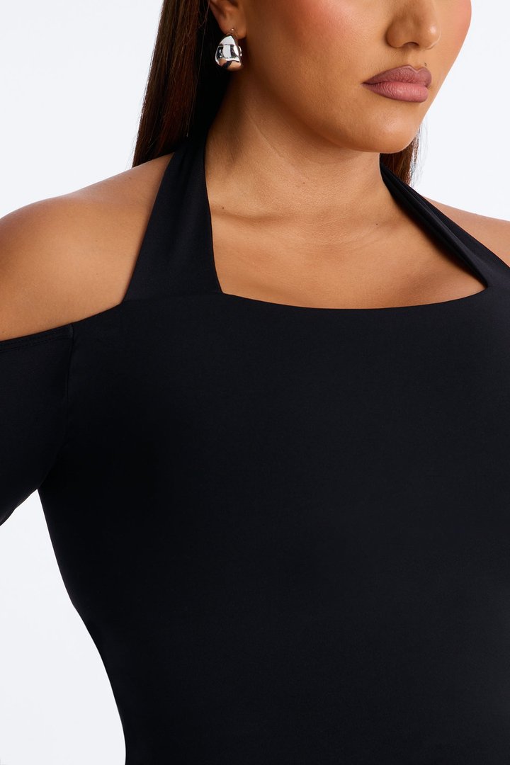 Seamless Smooth Off Shoulder Long Sleeve Halter Top - Black