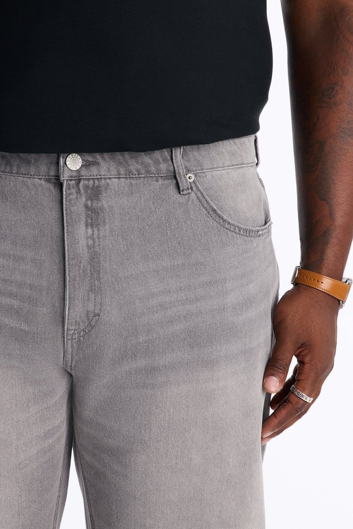Essential Straight Rigid Jean - Dark Grey
