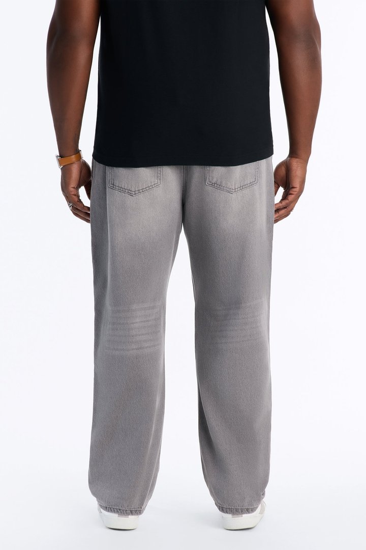Essential Straight Rigid Jean - Dark Grey