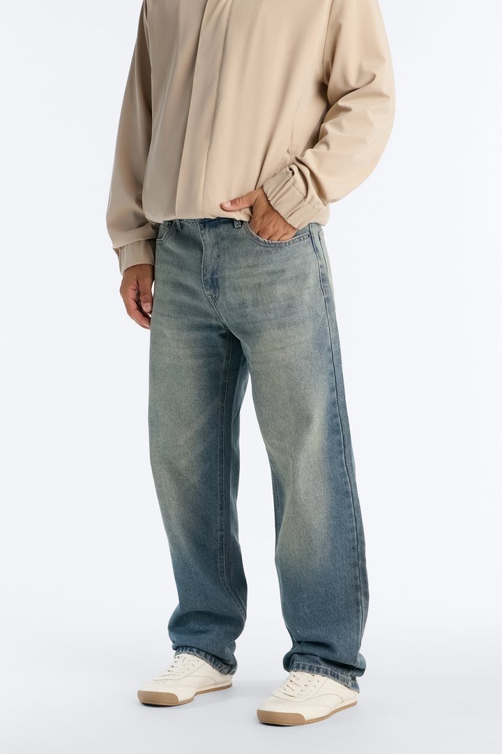 Essential Straight Rigid Jean - Vintage Blue Wash