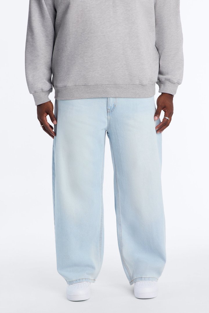 Essential Baggy Rigid Jean - Light Wash