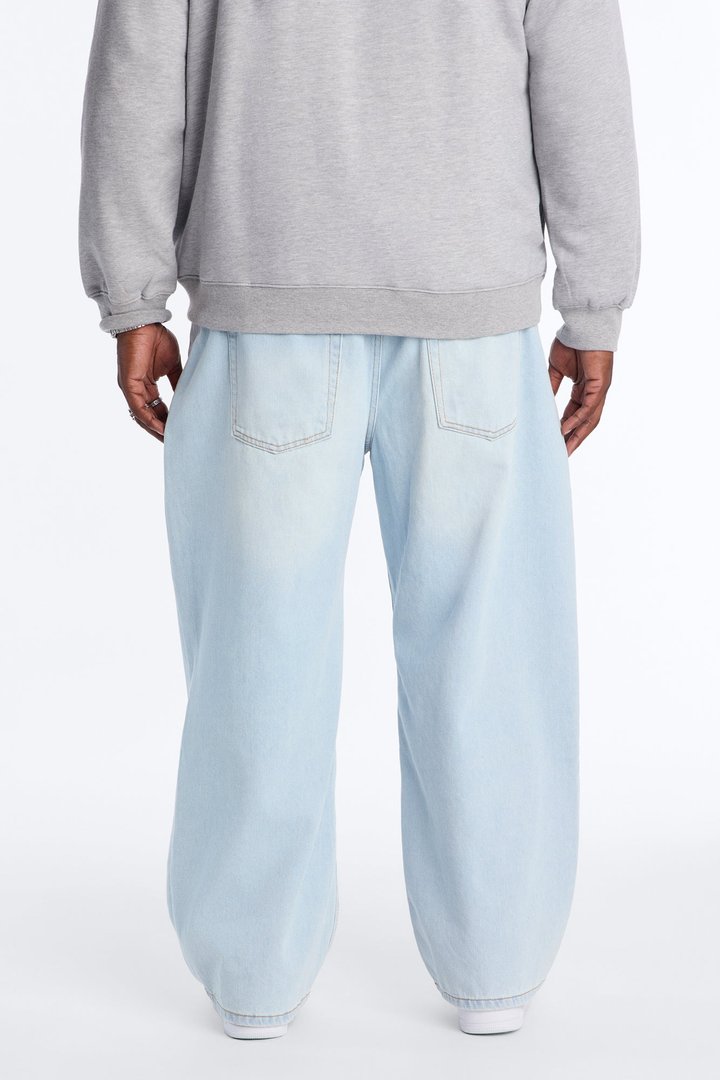 Essential Baggy Rigid Jean - Light Wash