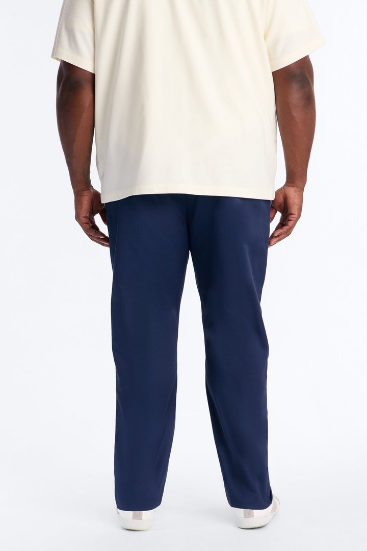 Malakai Belted Straight Leg Pant - Navy