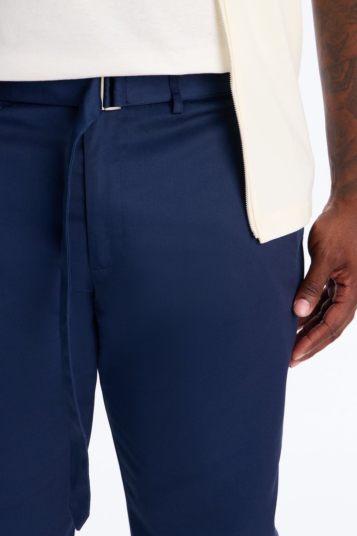Malakai Belted Straight Leg Pant - Navy
