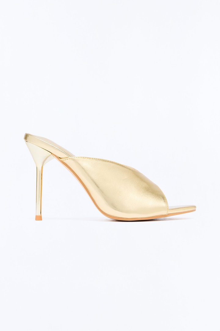 Shine Factor Metallic Heels - Gold