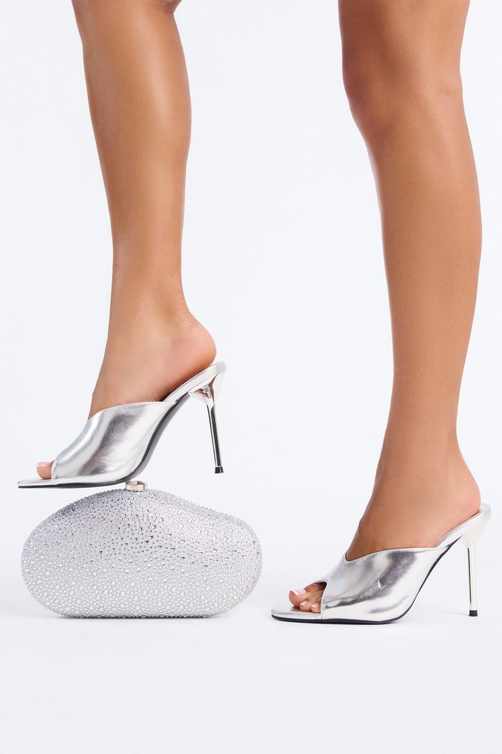 Shine Factor Metallic Heels - Silver