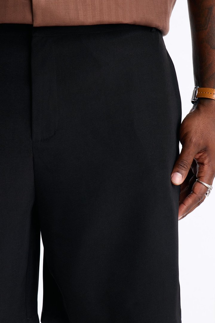 Maison Tailored Belvedere Slim Short - Black