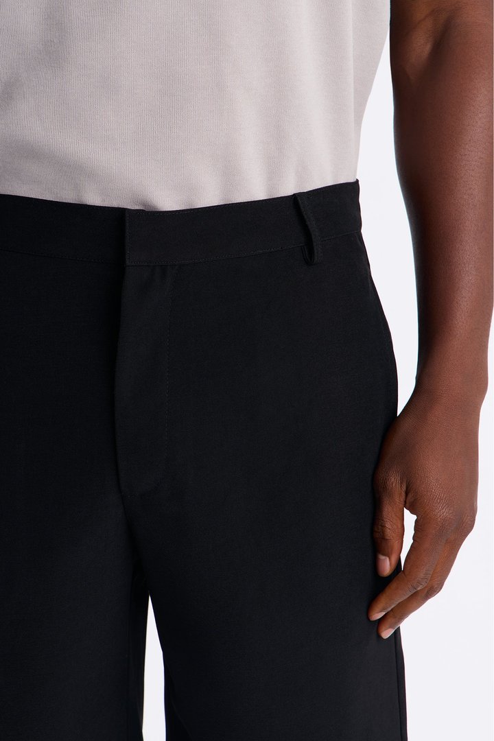 Maison Tailored Belvedere Slim Short - Black