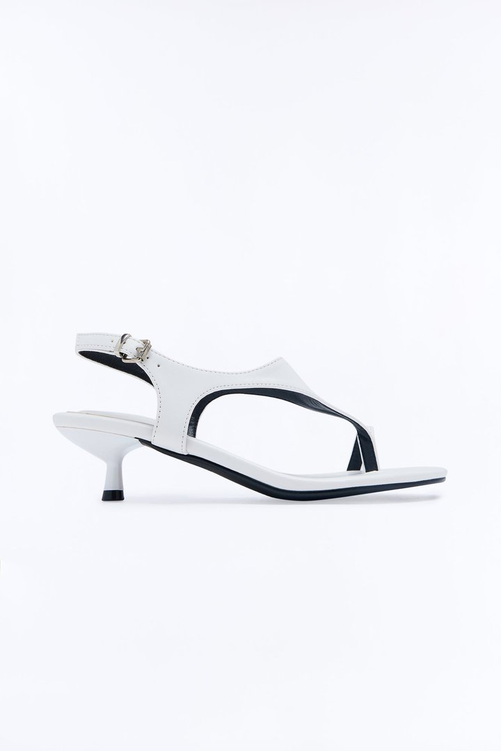 Cobie Toe Ring Kitten Heels - White
