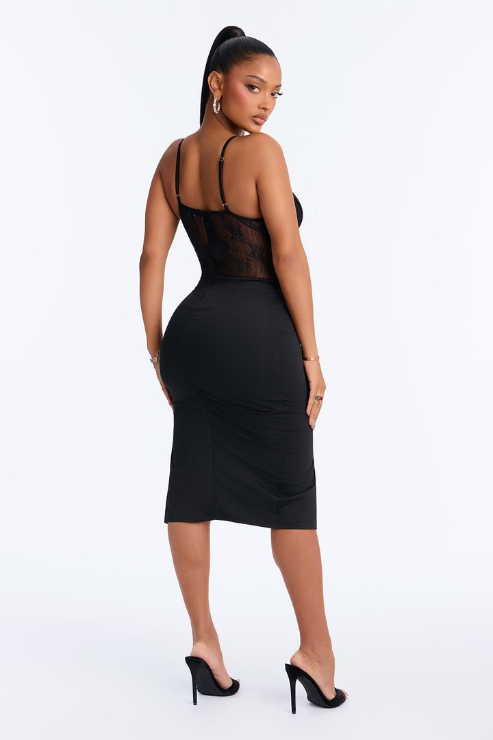 Out After Dark Ruched Midi Dress - Black