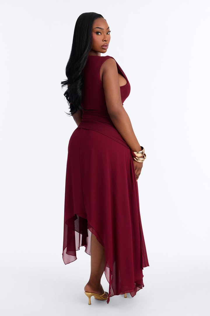 Roxi Mesh Midi Dress - Wine