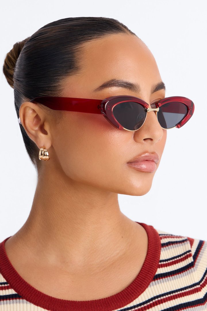 Pretty Catty Sunglasses - Red