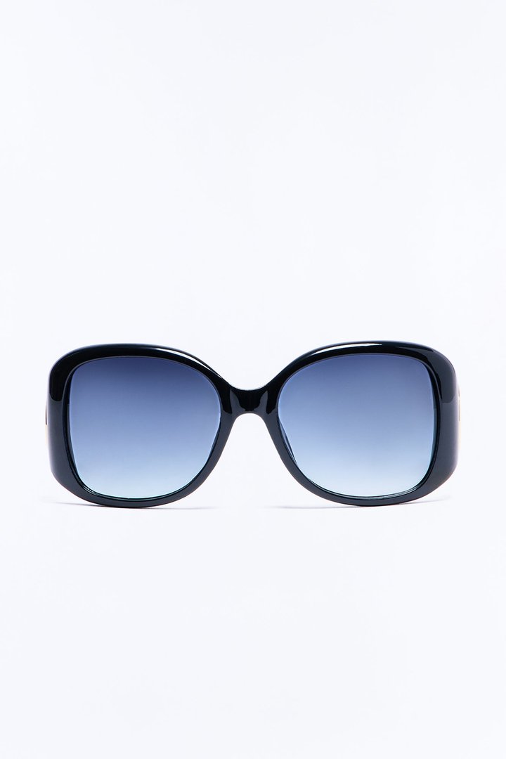 Always On The Prowl Sunglasses - Black