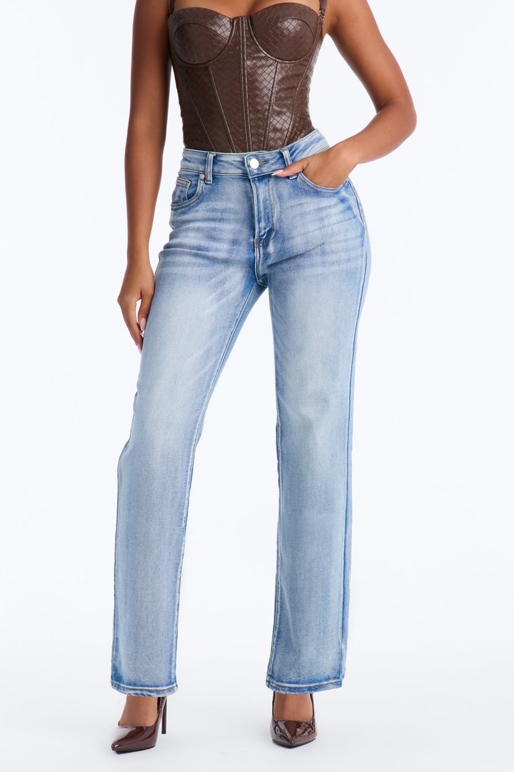 Loz Feliz Slim Fit Ankle Straight Leg Jeans - Light Wash