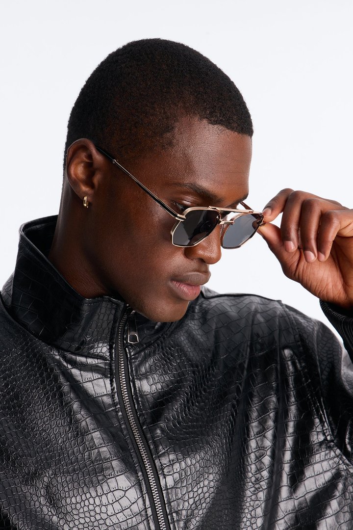 Lights Out Aviator Sunglasses - Black/Smoke