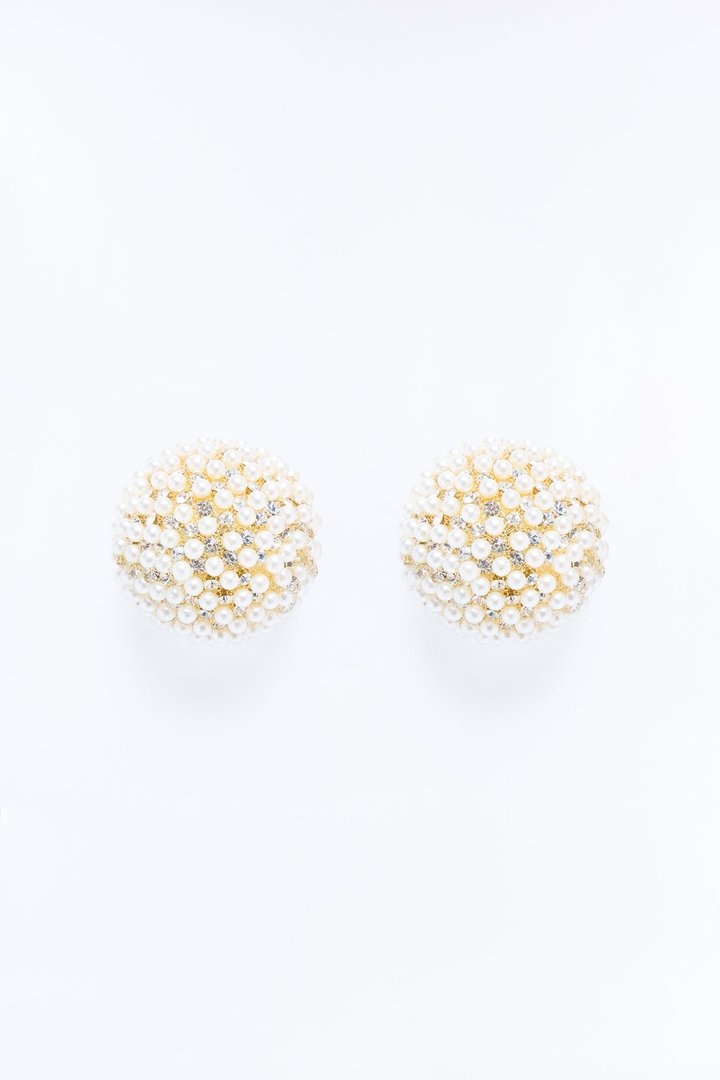 A Little Flirty Stud Earrings - White