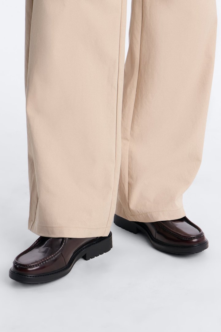 Ombre Laced Up Faux Leather Slip On Loafers - Brown