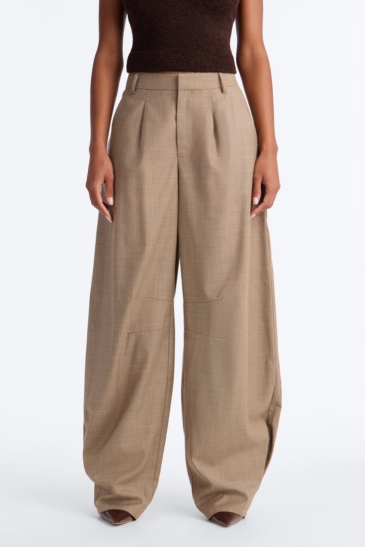 Sasha Pleated Barrel Leg Trouser - Brown