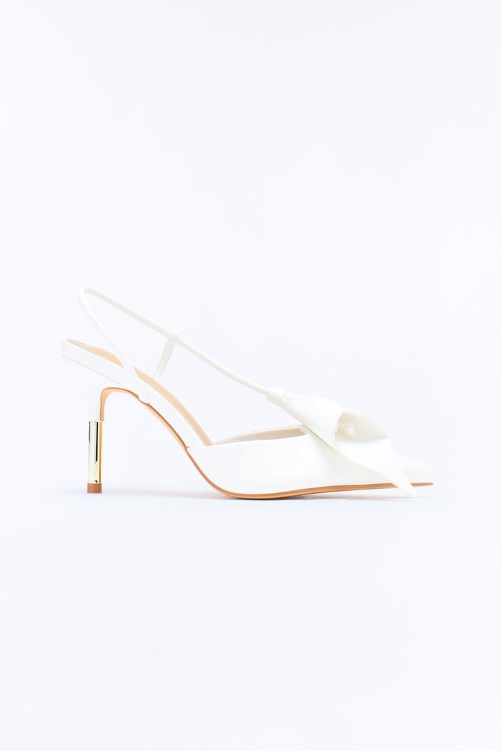 Femme Flora Slingback Pumps - White