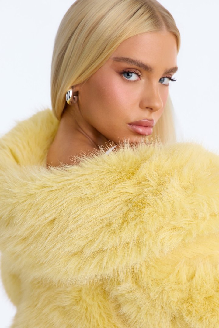 That's Luxe Faux Fur Coat - Butter Yellow