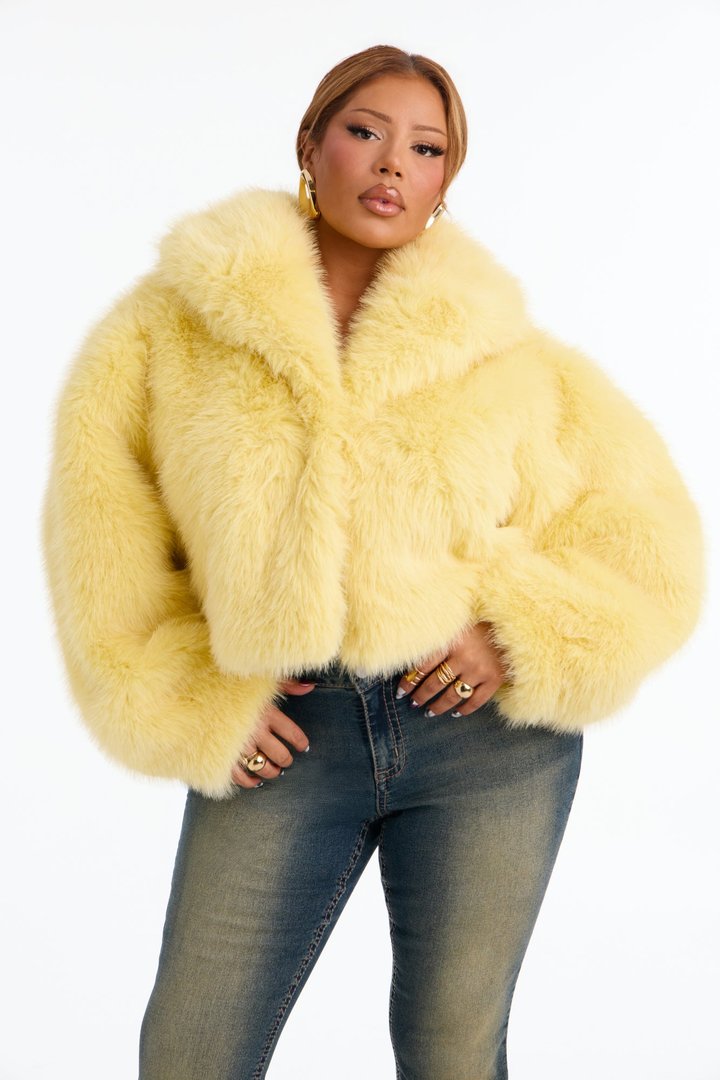 That's Luxe Faux Fur Coat - Butter Yellow