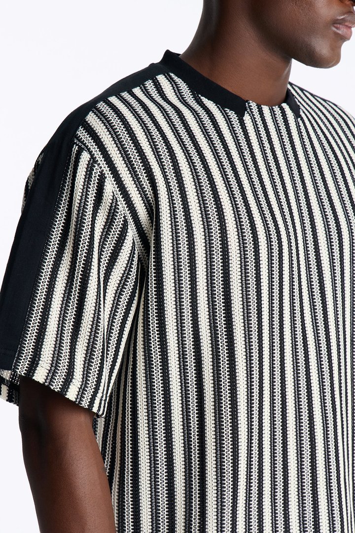 Ribbed Column Relaxed Crewneck Tee - Black/combo