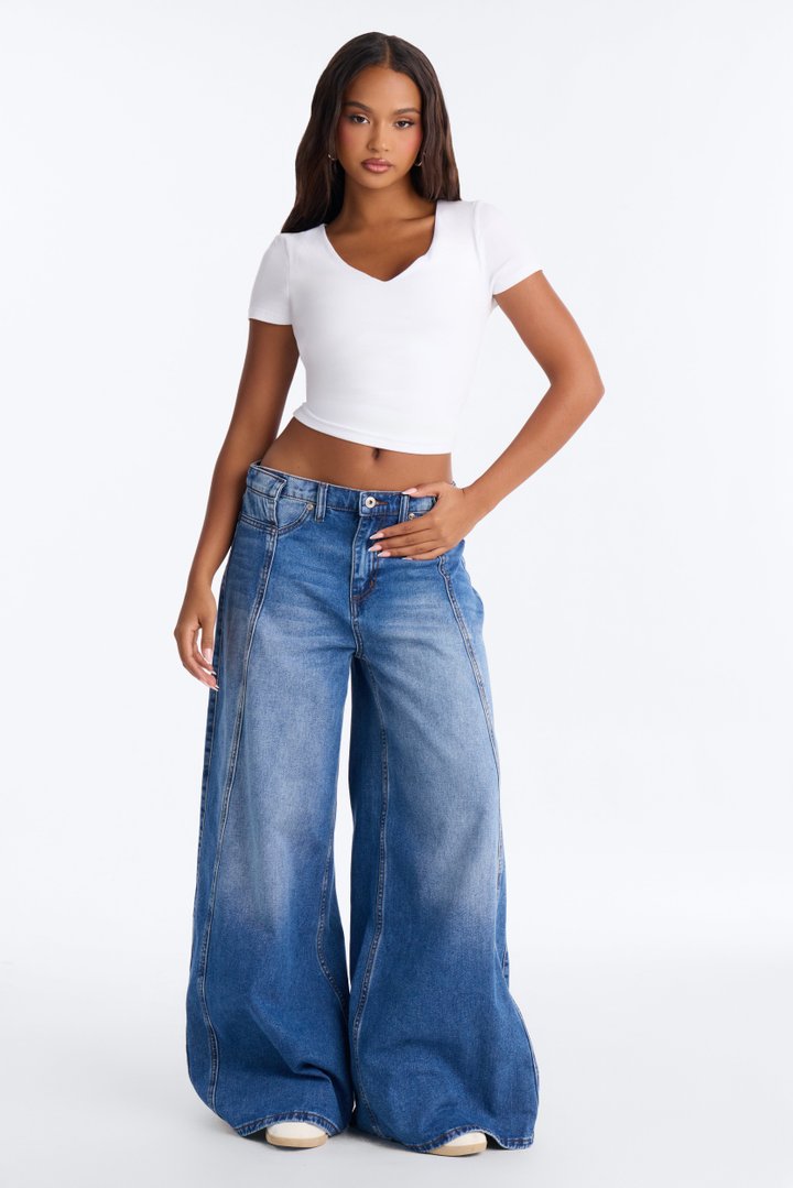 She Seams Stellar Wide Leg Jeans - Medium Wash