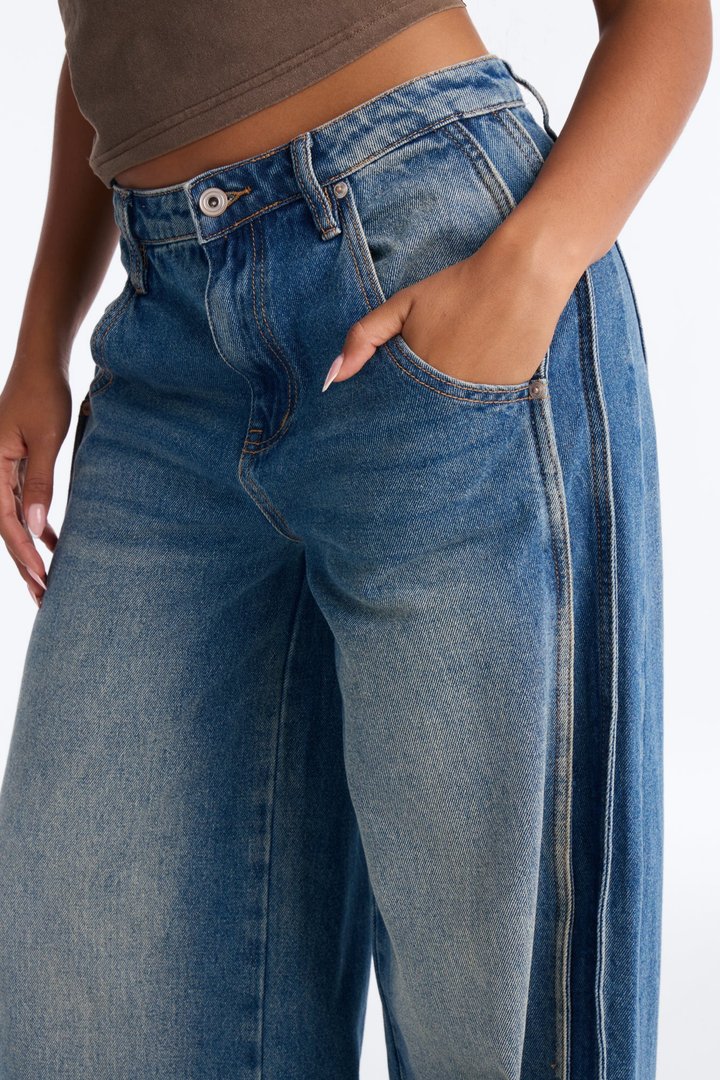 Talk Me Up Side Pleat Wide Leg Jeans - Medium Wash