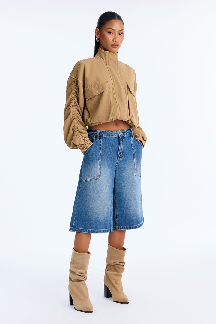 Many Back Pockets Non Stretch Denim Jorts - Medium Wash