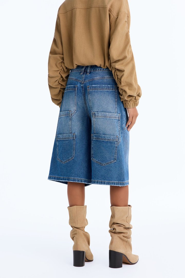 Many Back Pockets Non Stretch Denim Jorts - Medium Wash
