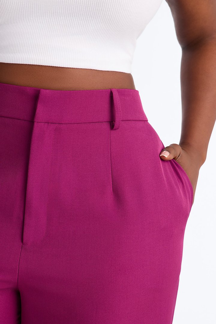 Paloma Twill Bermuda Short - Raspberry