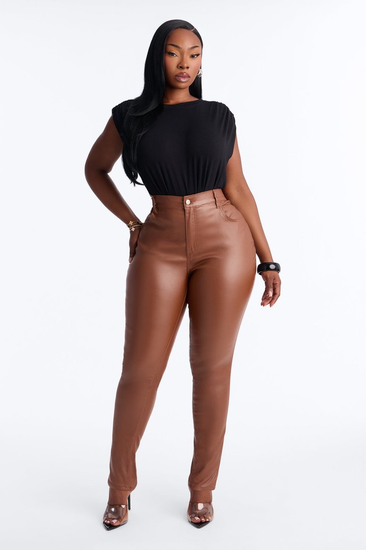 Breaking Hearts Coated Skinny Jeans - Brown