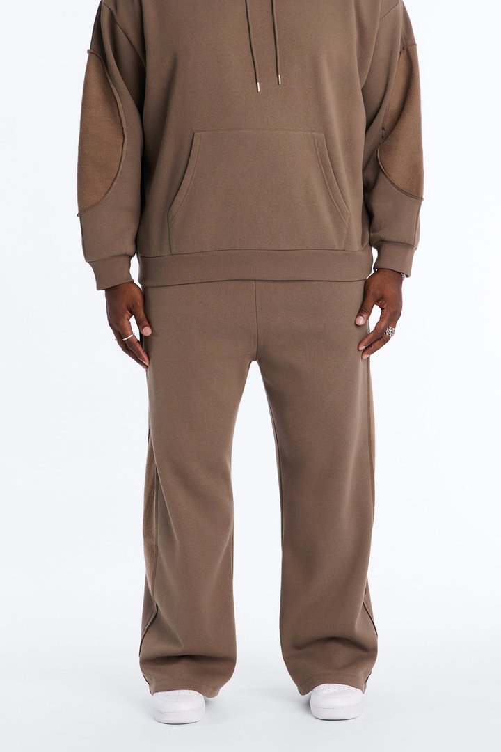 Reverse Panel Straight Leg Sweatpant - Brown