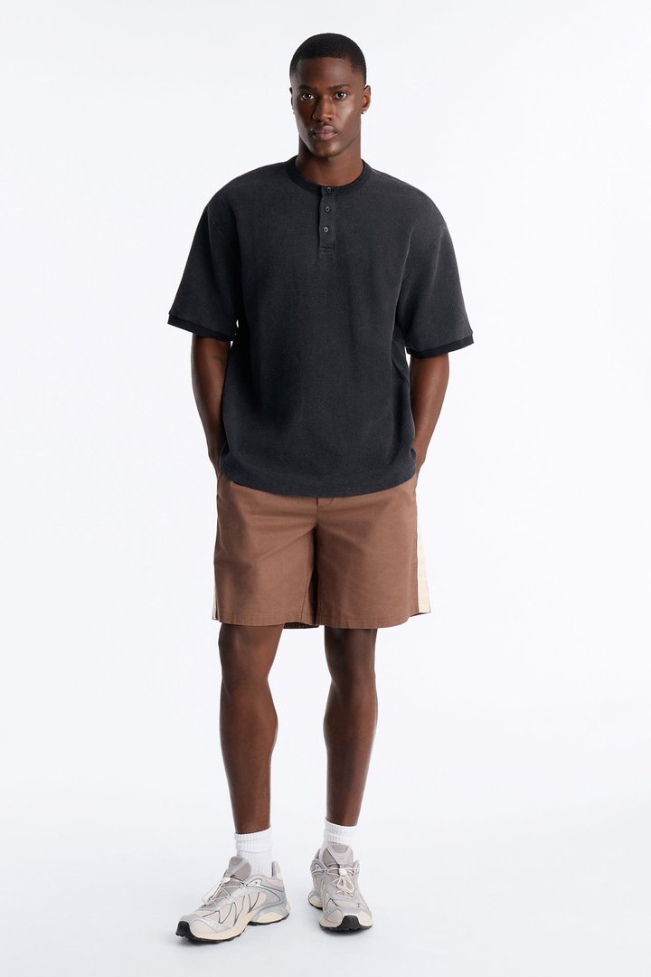 Classic Waffle Henley Tee - Black