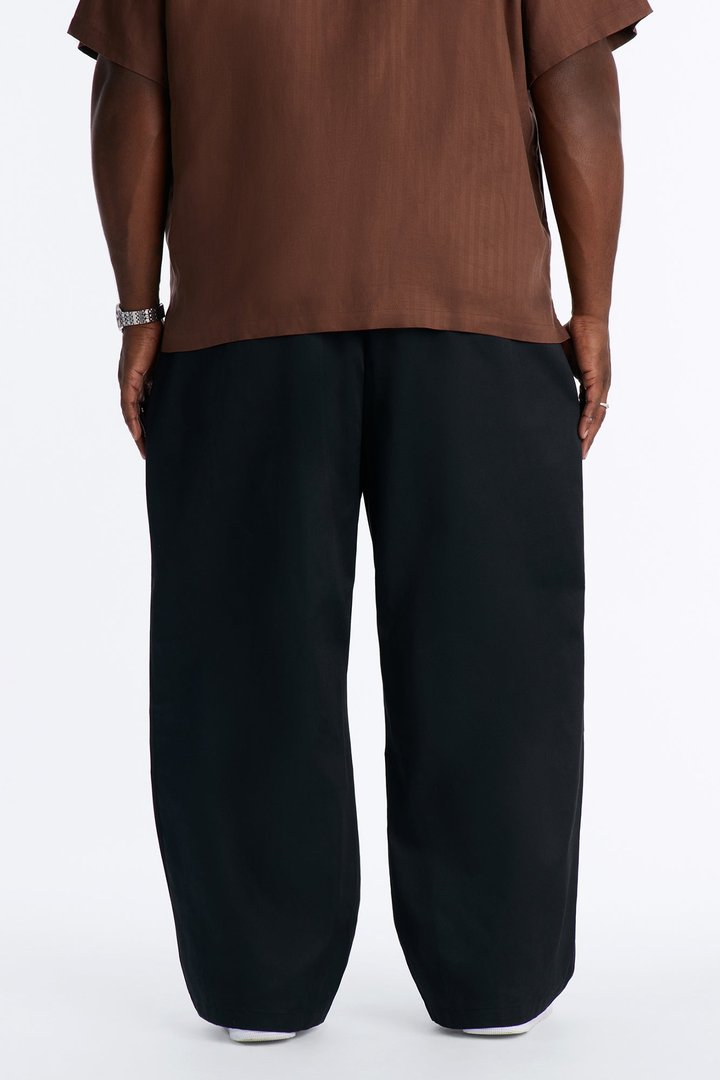 On The Low Baggy Pleated Pant - Black