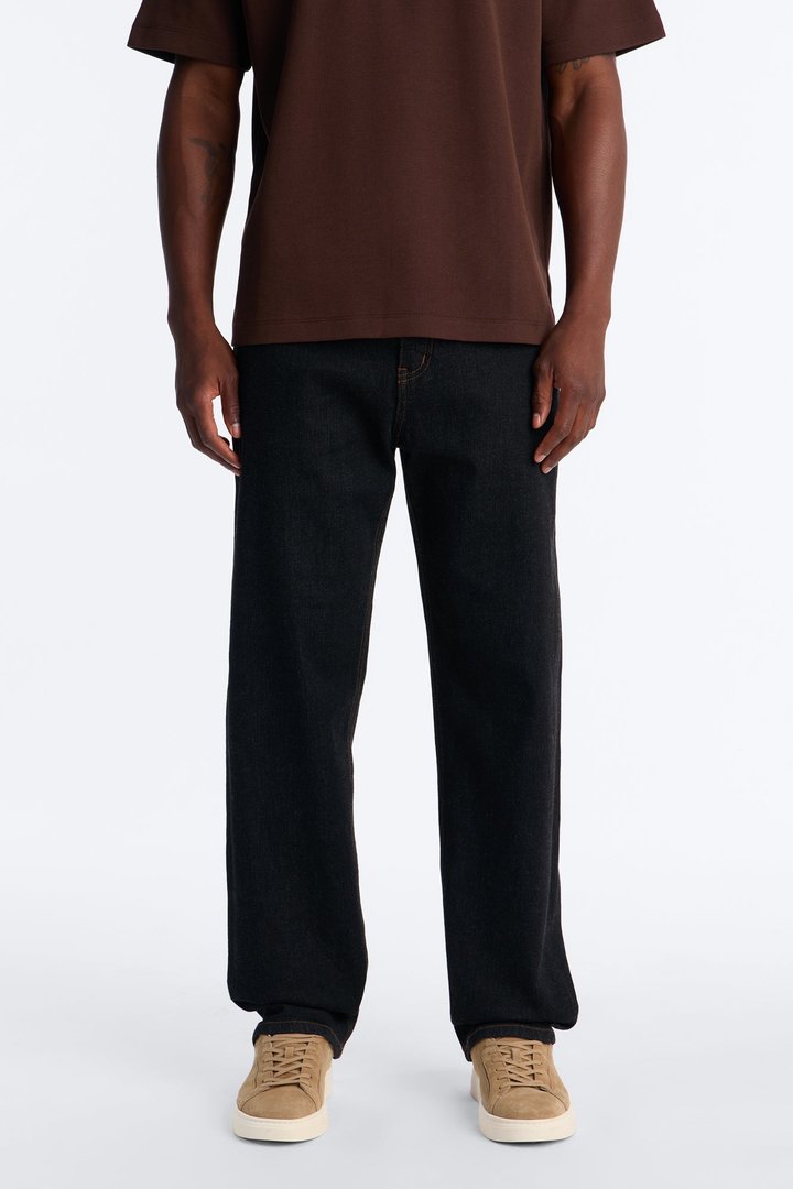 Raw Selvedge Straight Be Clean Jean - Black