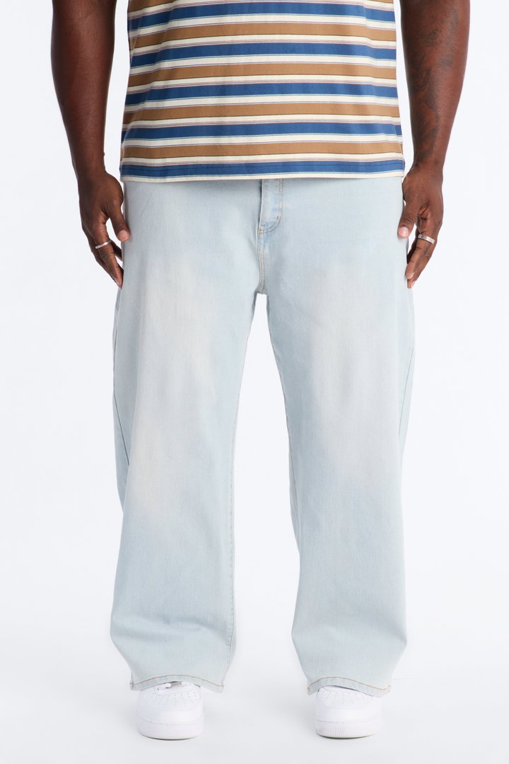 Baggy Cornell Jean - Light Wash