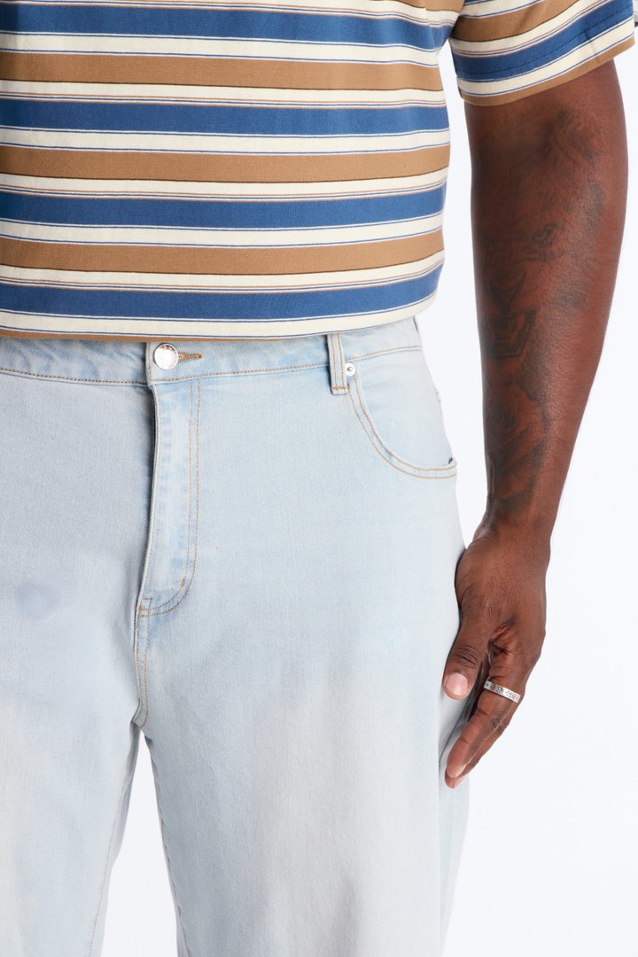 Baggy Cornell Jean - Light Wash