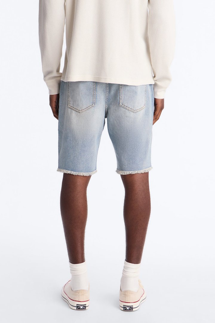 Back To It Distressed Raw Hem Slim Denim Shorts - Light Wash