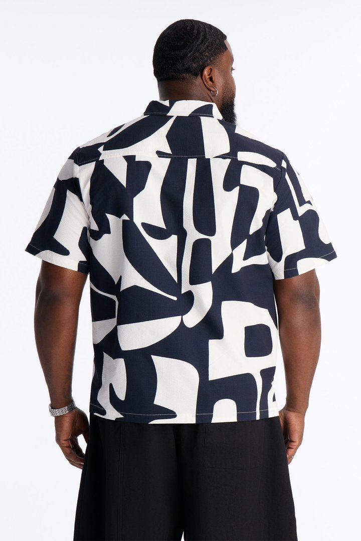 Seersucker Abstract Geo Printed Closed Collar Shirt - Navy/combo