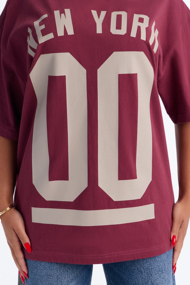 New York Staple Boxy Mock Tee - Burgundy