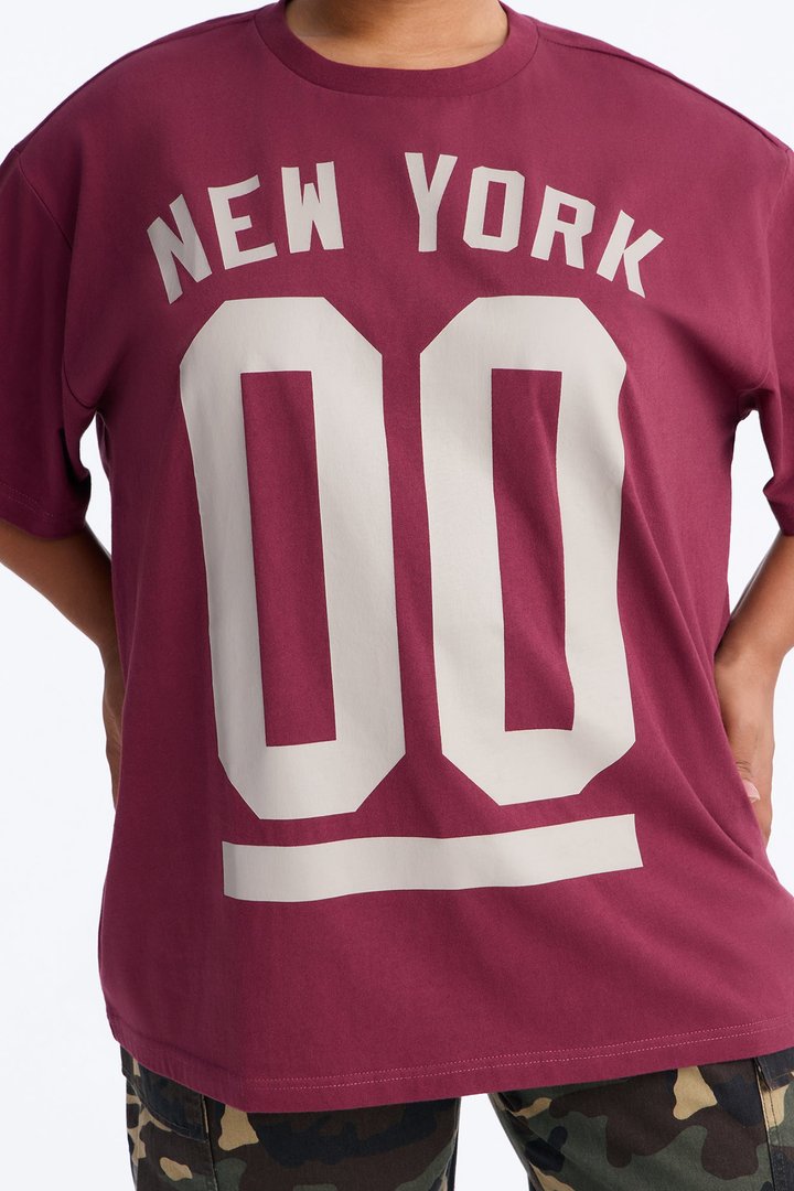 New York Staple Boxy Mock Tee - Burgundy